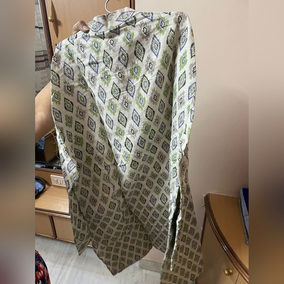 Printed kurta for men - Picture 2 of 2